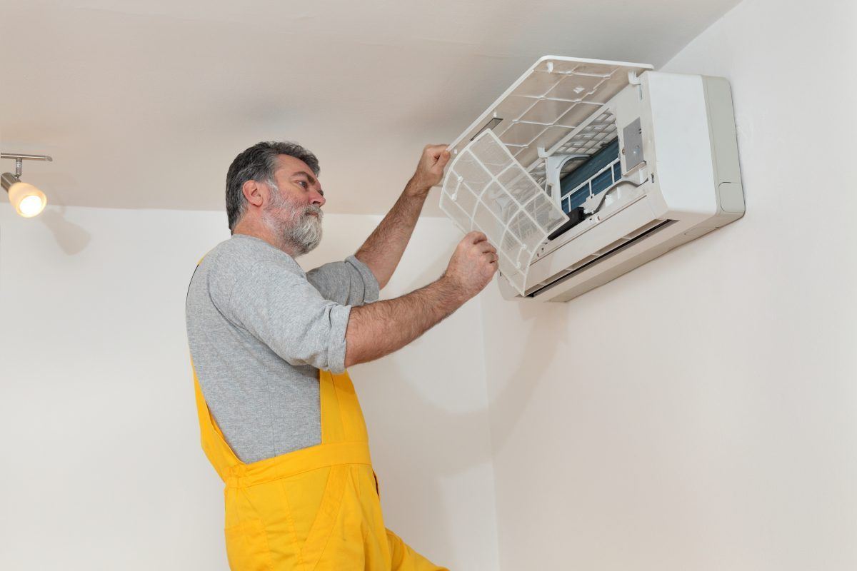 limpiar filtros de aire acondicionado mantenimiento